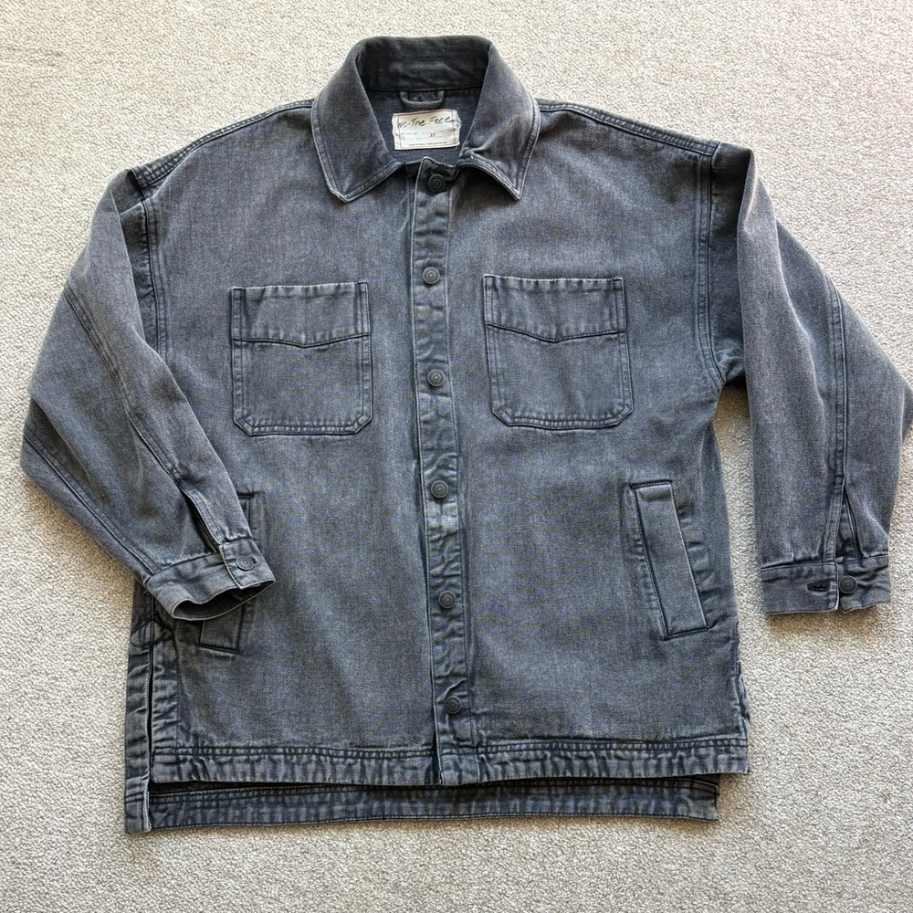 We The Free - Madison City Denim Jacket in Washed Black